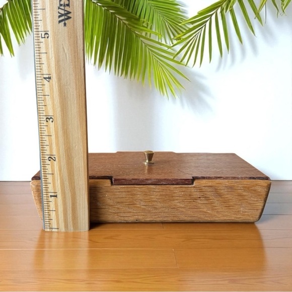 Handcrafted Wooden Trinket Box with Brass Knob – Artist Marked - Picture 12 of 14